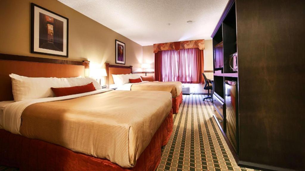 Best Western Diamond Inn Three Hills Dış mekan fotoğraf