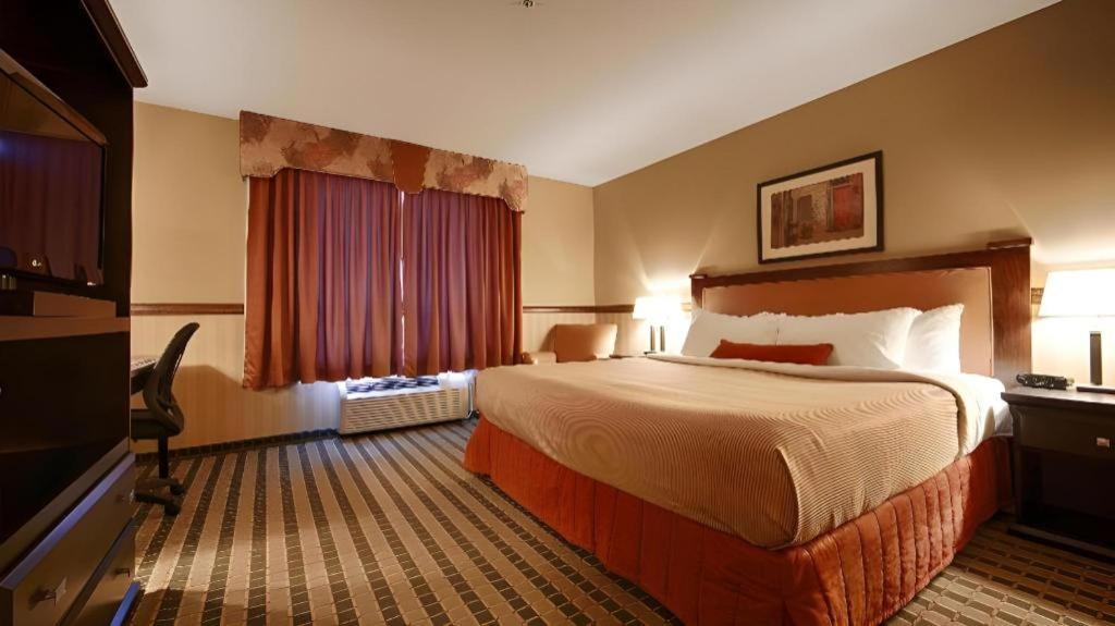 Best Western Diamond Inn Three Hills Dış mekan fotoğraf