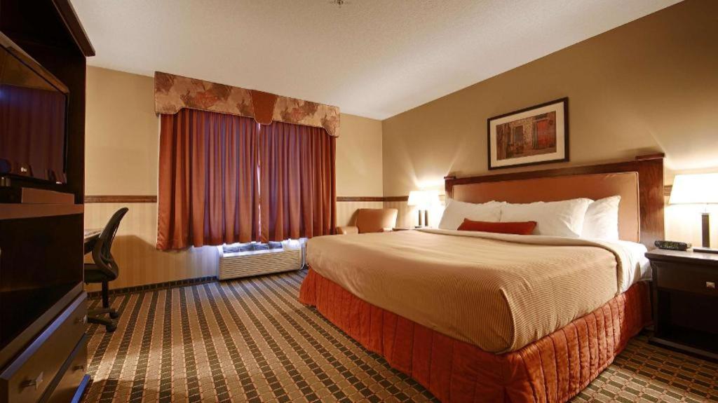 Best Western Diamond Inn Three Hills Dış mekan fotoğraf