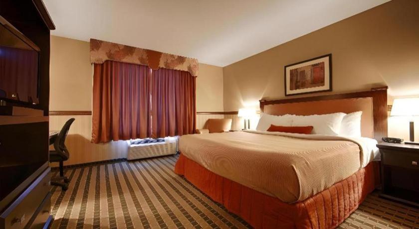 Best Western Diamond Inn Three Hills Dış mekan fotoğraf
